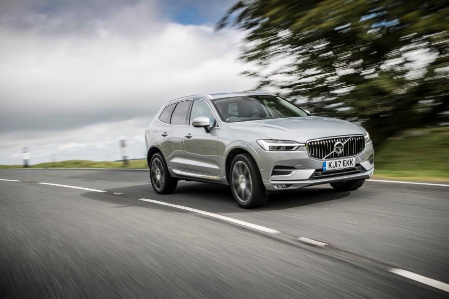  Volvo XC60 D4 Inscription 2017 года  (UK) (фото 13 из 172)